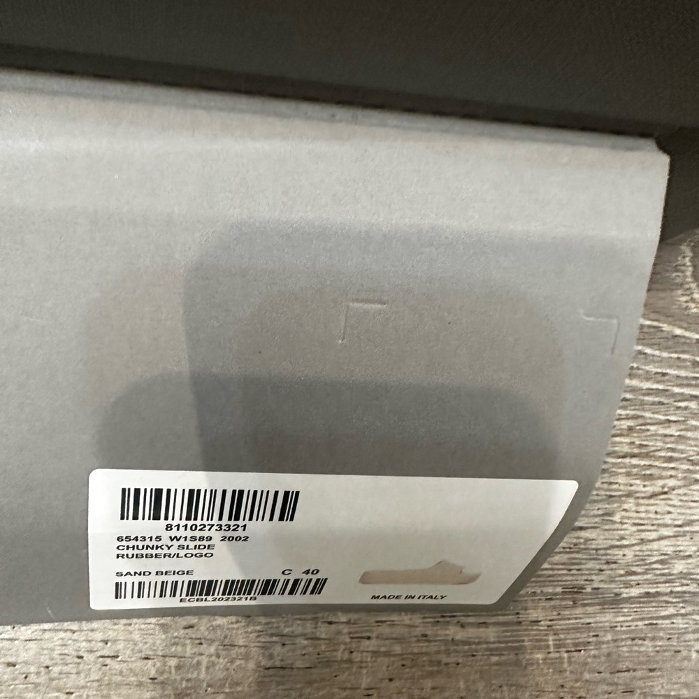 Brand New Chunky Balenciaga Slides size 40EUR - Picture 2 of 3